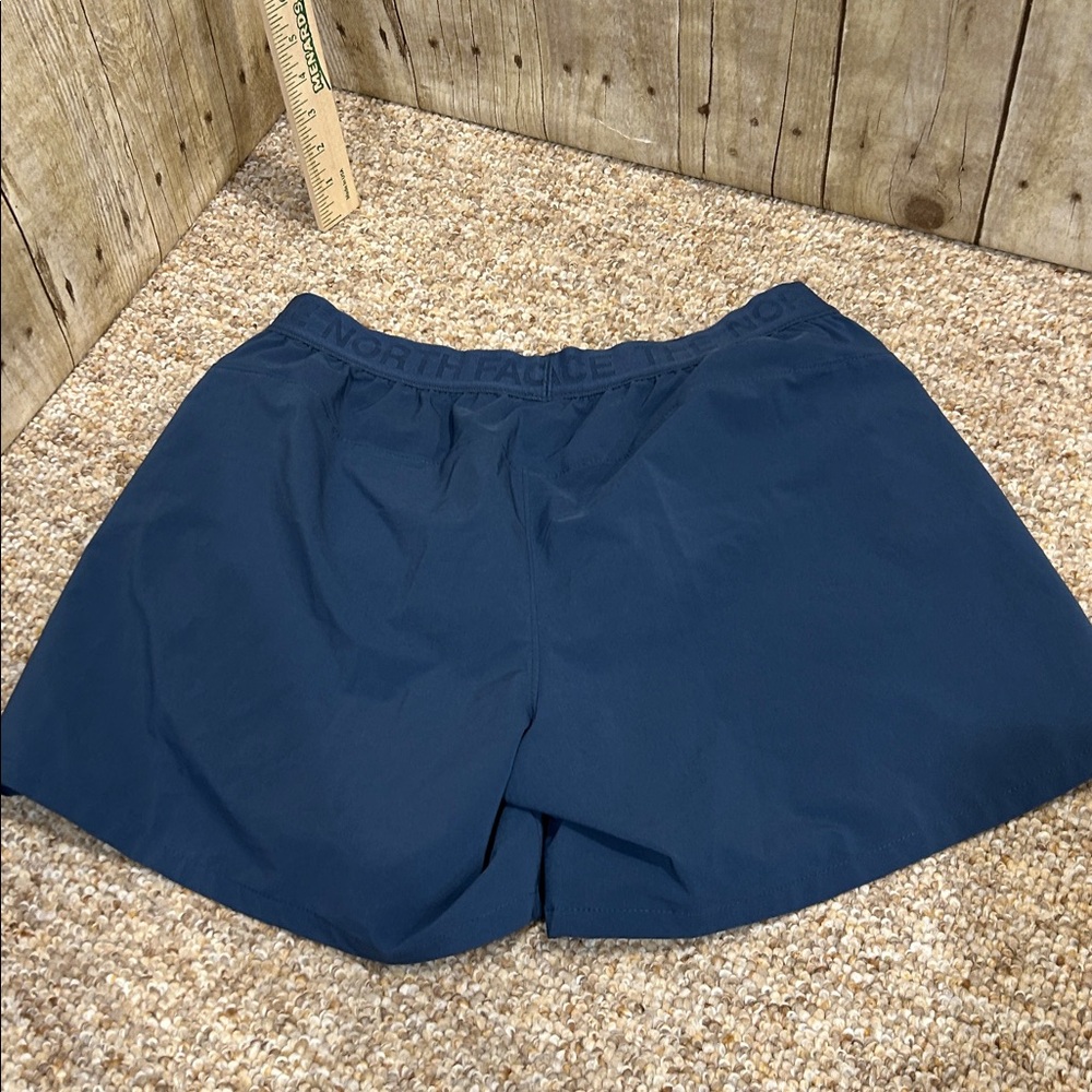 The North Face Women’s M Wander Athletic Lined Shorts Logo Waistband zip pocket - Picture 4 of 11